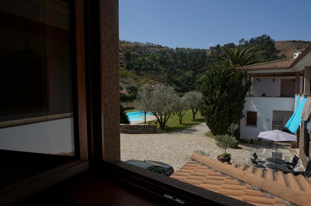 Villa Quinta Madureira à Alfoloes Extérieur photo
